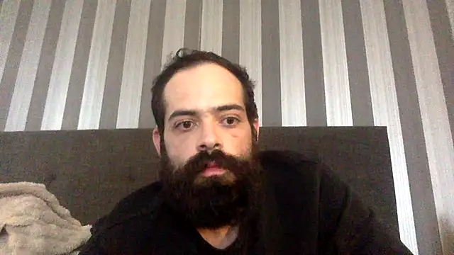 Snapshot of guccititi chatting on September 2025 09:30:01 PM guccititi online show from September 2025 09:30:01 PM