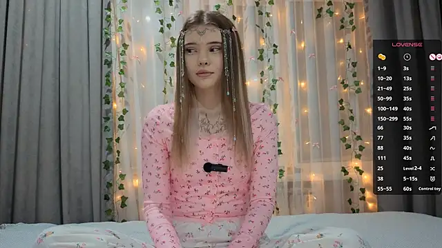 CarolinePepper online show from January 2026 01:47:02 PM