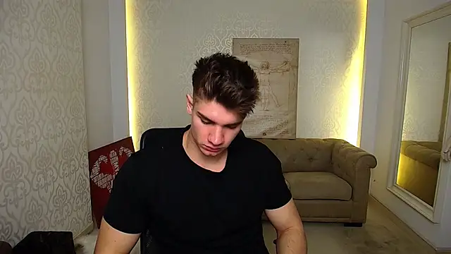 Snapshot of MaxKaiden chatting on October 2025 05:17:02 AM MaxKaiden online show from October 2025 05:17:02 AM