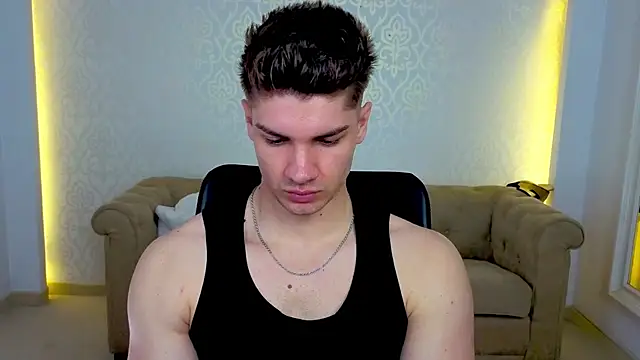 Snapshot of MaxKaiden chatting on April 2026 10:02:02 AM MaxKaiden online show from April 2026 10:02:02 AM