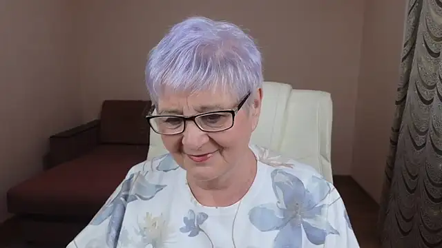 Snapshot of Sandra_Snowflake chatting on March 2025 04:32:01 AM Sandra Snowflake online show from March 2025 04:32:01 AM