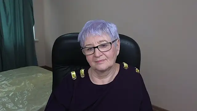 Snapshot of Sandra_Snowflake chatting on March 2025 07:04:02 AM Sandra Snowflake online show from March 2025 07:04:02 AM