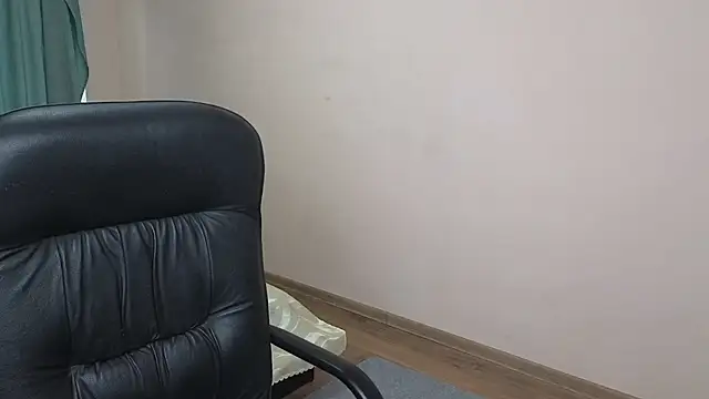 Snapshot of Sandra_Snowflake chatting on March 2025 01:24:01 PM Sandra Snowflake online show from March 2025 01:24:01 PM