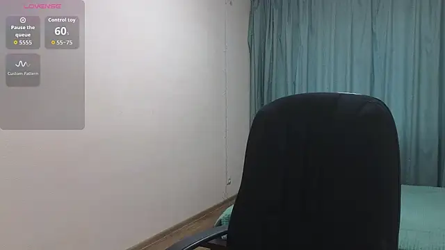 Snapshot of Sandra_Snowflake chatting on November 2025 11:53:01 AM Sandra Snowflake online show from November 2025 11:53:01 AM