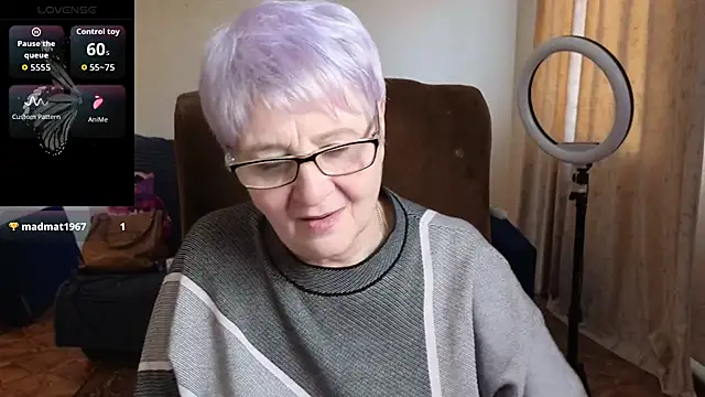 Sandra Snowflake online show from March 2026 04:16:01 AM