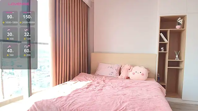 minamoons online show from April 2026 01:39:01 AM