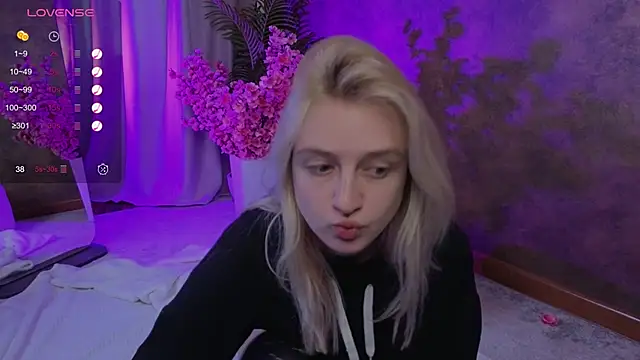 aishiro online show from November 2025 09:20:02 AM