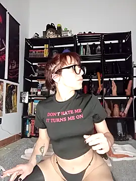 MirianaB online show from December 2025 02:46:02 PM