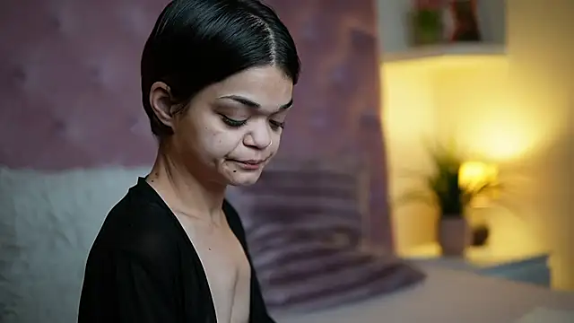 MaiaMini online show from October 2025 09:26:02 PM