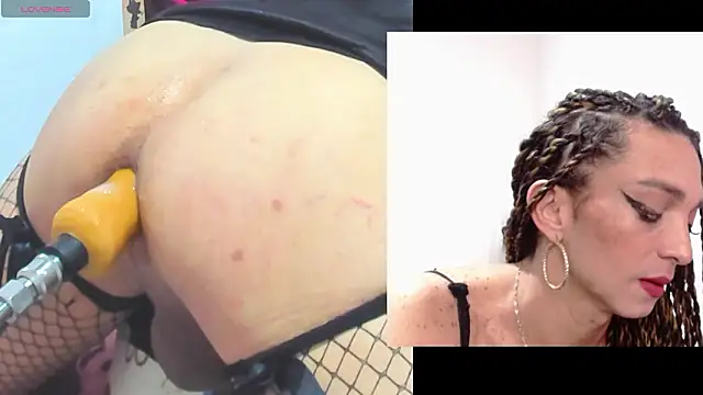 Snapshot of afroditacute15 chatting on February 2026 04:38:01 PM afroditacute15 online show from February 2026 04:38:01 PM