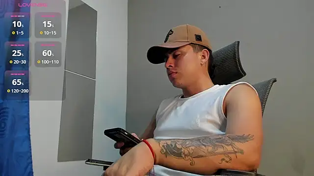 mattiwsmorris  online show from November 2025 07:00:02 AM