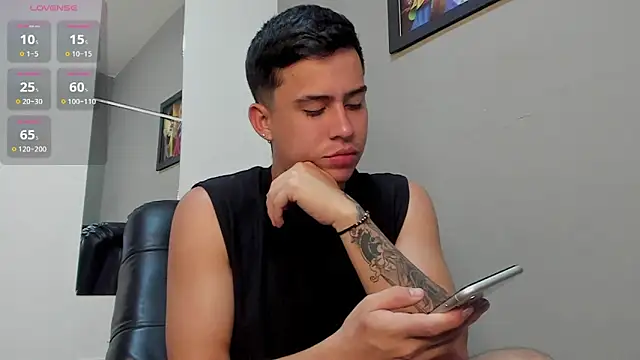 mattiwsmorris  online show from March 2026 11:48:02 AM