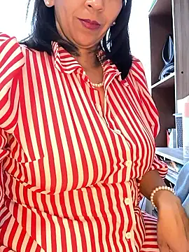 Mrsvictoriaaa online show from March 2026 07:33:01 PM