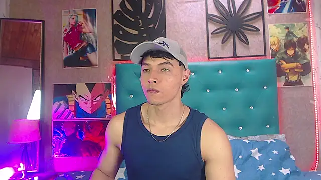 Snapshot of LiamAndrewzz chatting on September 2025 07:48:01 PM LiamAndrewzz online show from September 2025 07:48:01 PM