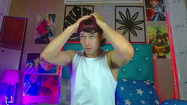 Snapshot of LiamAndrewzz chatting on November 2025 04:59:02 AM LiamAndrewzz online show from November 2025 04:59:02 AM