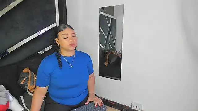 Rubyxht online show from November 2025 12:39:02 PM