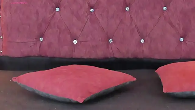 ValentinaGuerra online show from December 2025 01:32:01 AM