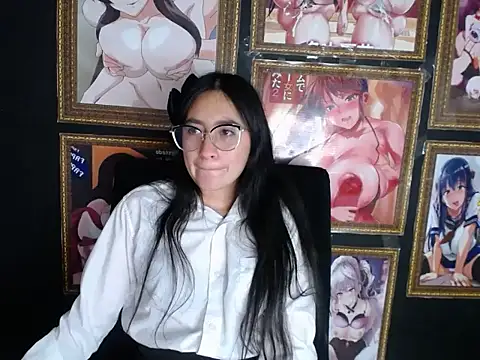 Snapshot of Arielle_lov chatting on February 2025 02:38:02 PM Arielle lov online show from February 2025 02:38:02 PM