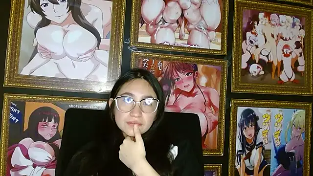 Snapshot of Arielle_lov chatting on March 2025 11:23:01 AM Arielle lov online show from March 2025 11:23:01 AM