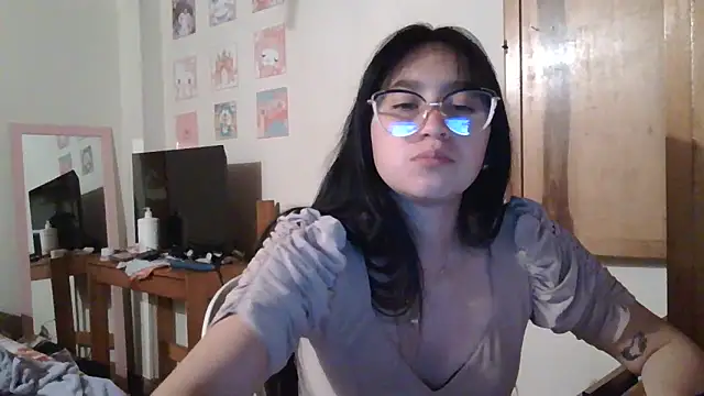 Snapshot of Arielle_lov chatting on November 2025 11:40:01 PM Arielle lov online show from November 2025 11:40:01 PM