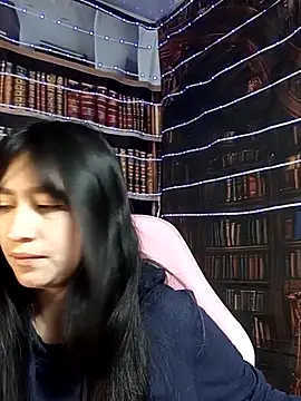 Snapshot of Arielle_lov chatting on April 2026 10:15:02 AM Arielle lov online show from April 2026 10:15:02 AM