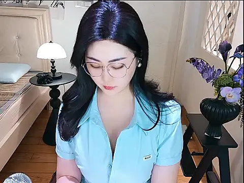 Tingdie online show from September 2025 05:29:02 PM