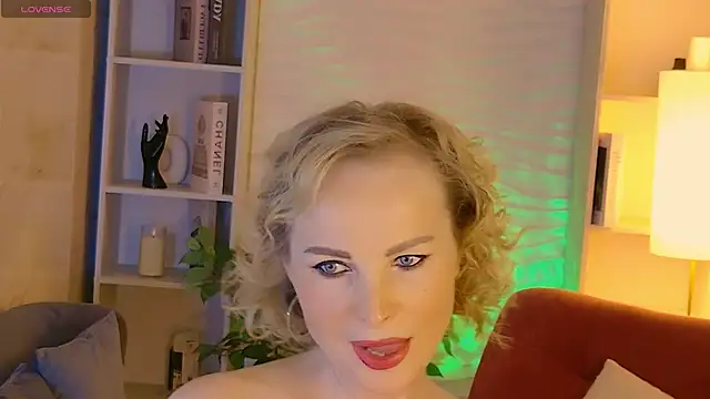 Sandra Kind online show from April 2026 05:23:01 AM