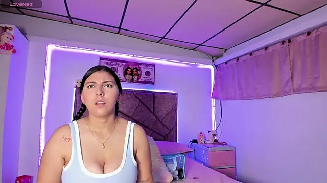 Cristal Smith20 online show from November 2025 01:18:01 AM