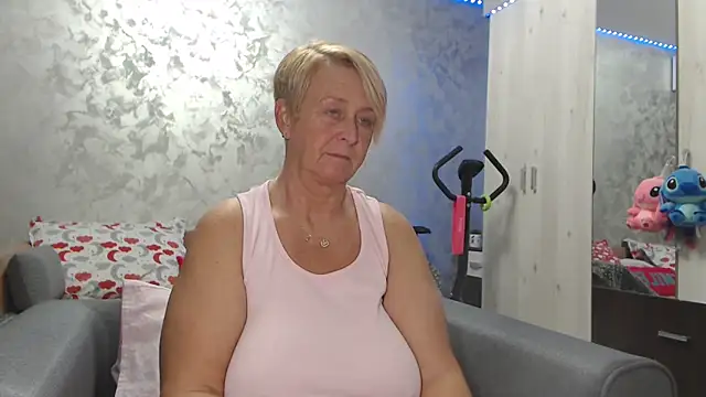 RosesandLillies online show from April 2026 04:29:01 PM