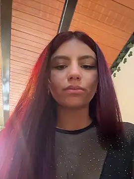 Emily-teen online show from January 2026 07:11:01 PM