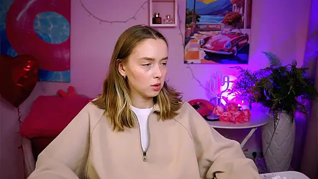 JenniferGraces online show from March 2025 08:02:01 AM