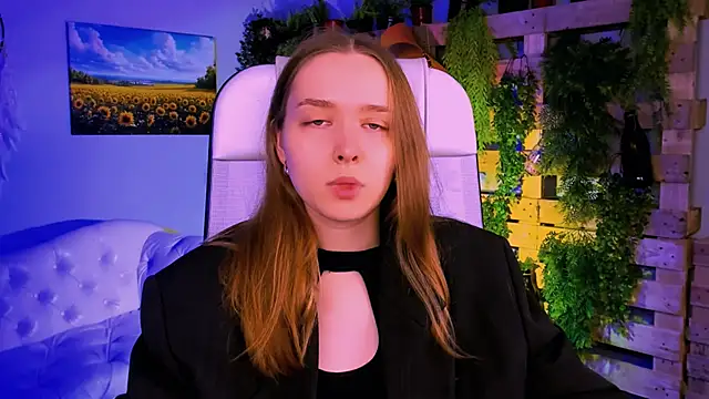 JenniferGraces online show from October 2025 08:40:01 AM