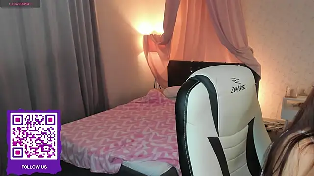 boozekirs  online show from September 2025 02:22:02 AM