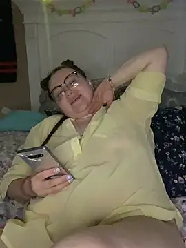 HTXBELLE online show from March 2025 01:06:02 PM