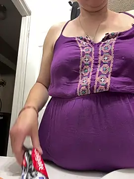 HTXBELLE online show from February 2026 01:09:02 PM