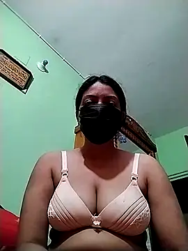 Snapshot of cuteangel9999 chatting on March 2025 04:36:02 AM cuteangel9999 online show from March 2025 04:36:02 AM