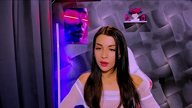 Snapshot of KetiWils chatting on November 2025 01:46:01 PM KetiWils online show from November 2025 01:46:01 PM