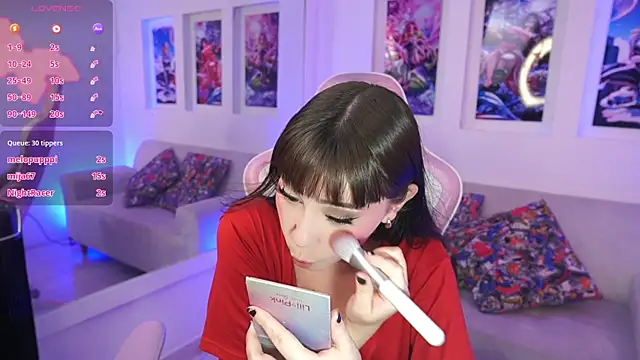 Snapshot of SaharaKramer chatting on March 2025 01:37:02 AM SaharaKramer online show from March 2025 01:37:02 AM