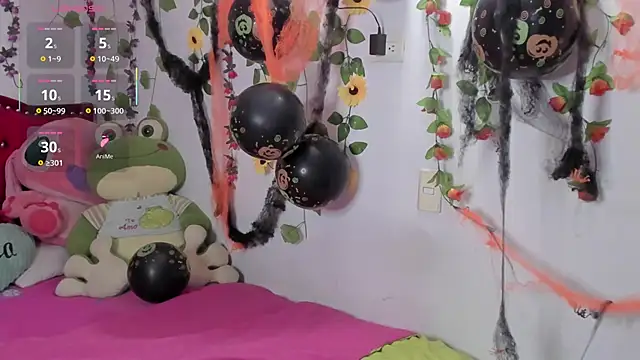 Rihana Milan online show from October 2025 09:14:02 PM