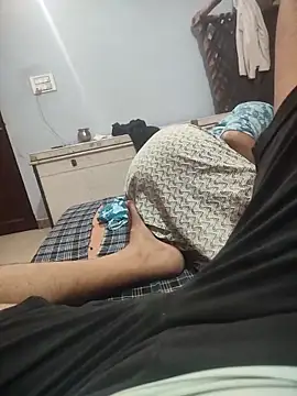 indian couple4 online show from October 2025 04:20:02 PM