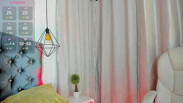 iiangel  online show from October 2025 05:41:01 AM