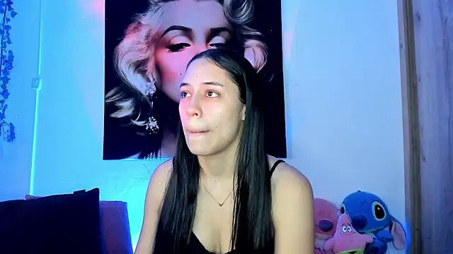 Snapshot of TANIA_06 chatting on November 2025 01:01:01 PM TANIA 06 online show from November 2025 01:01:01 PM