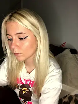 Blondie Sofia Essexbabe online show from January 2026 11:43:02 PM