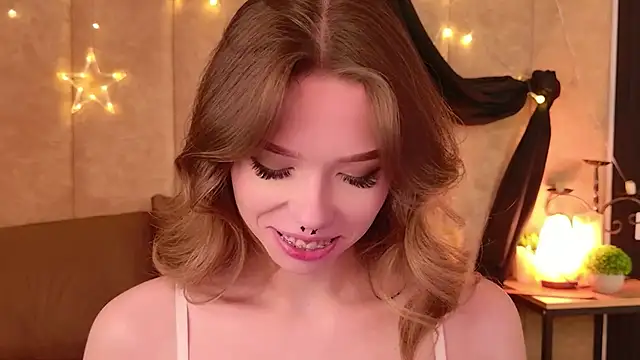 Sierra Fane online show from April 2026 11:01:01 AM