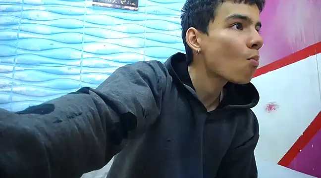 Snapshot of seigfried0 chatting on March 2025 07:58:02 PM seigfried0 online show from March 2025 07:58:02 PM