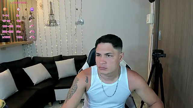 Snapshot of SaraClub_JY chatting on April 2026 01:17:01 AM SaraClub JY online show from April 2026 01:17:01 AM