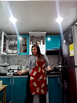 Snapshot of karolay16- chatting on October 2025 08:09:02 PM karolay16- online show from October 2025 08:09:02 PM