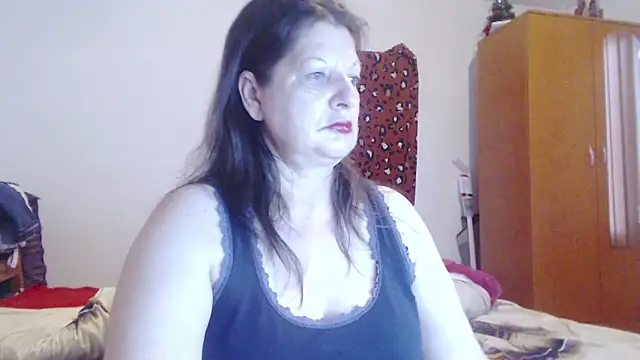 ExtasyMature online show from June 2026 05:18:02 PM