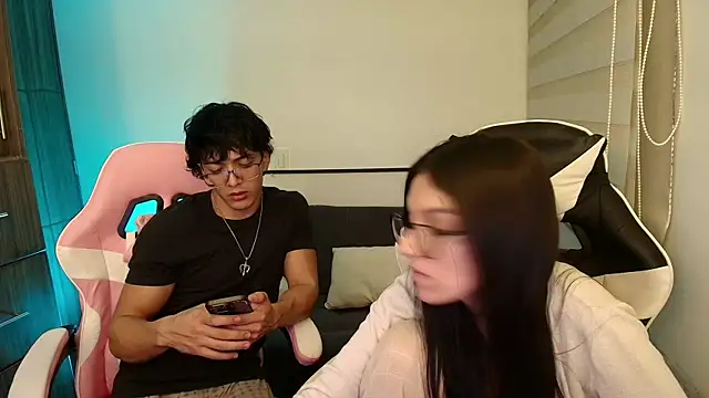 DesireLuxe online show from November 2025 06:57:02 AM