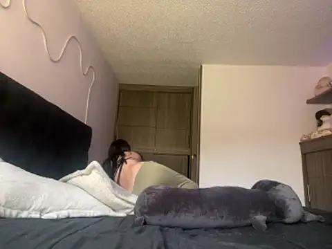 DesireLuxe online show from January 2026 02:21:02 PM